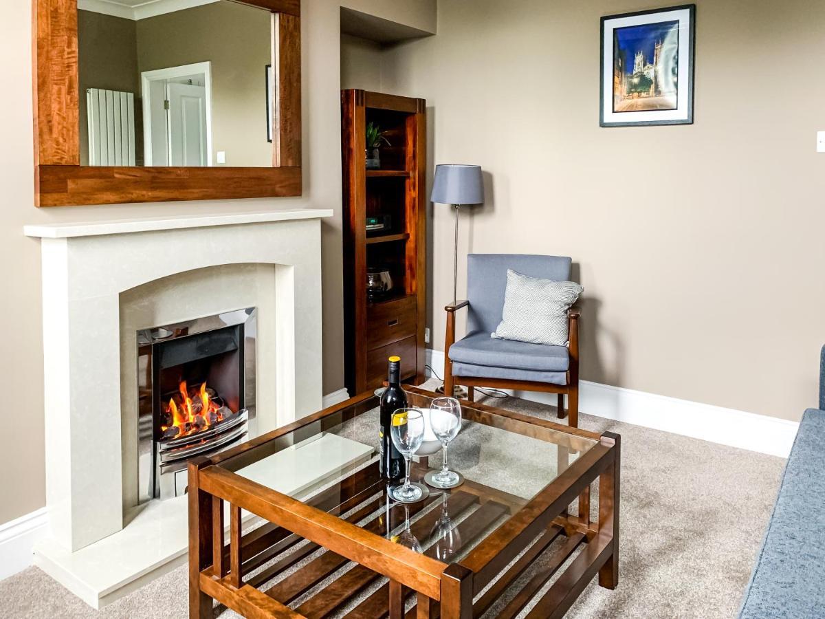 Maple House - Quaint Victorian With Free Parking Apartemen